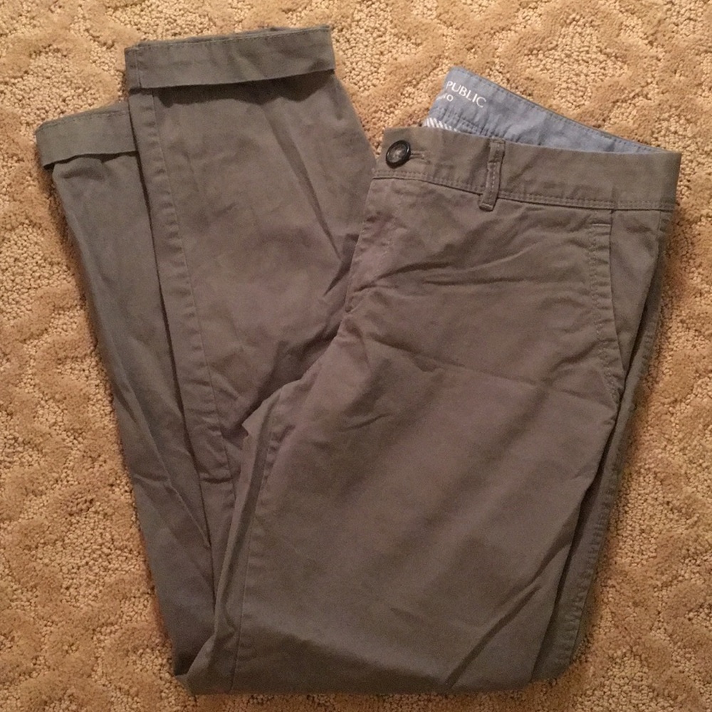 banana republic grey city chino pants size 2